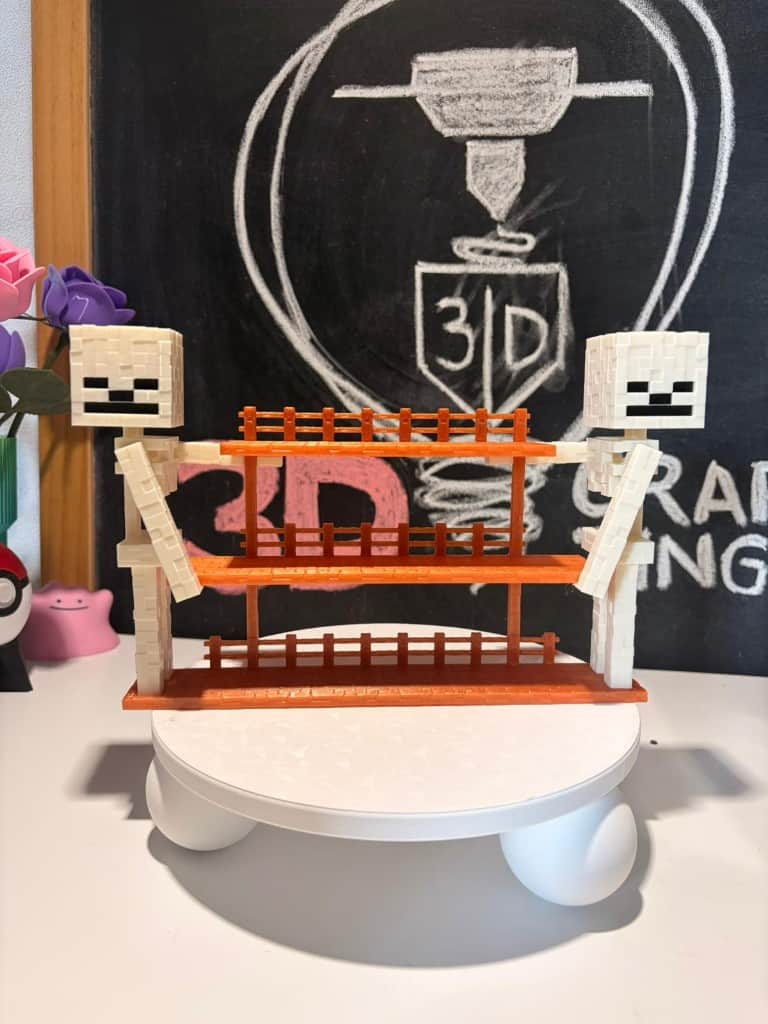 Statīvs Minecraft Kinder Joy figūriņām