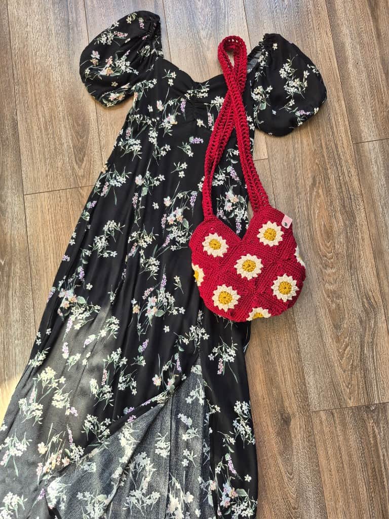 Tamborēta Daisy somiņa