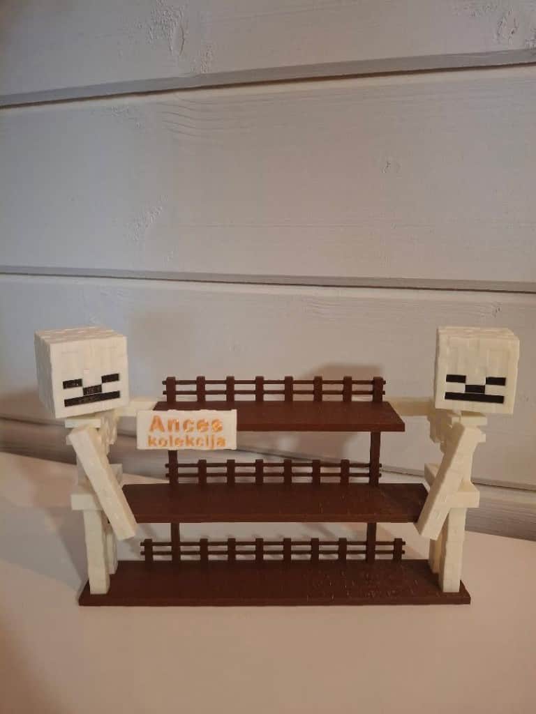 Statīvs Minecraft Kinder Joy figūriņām