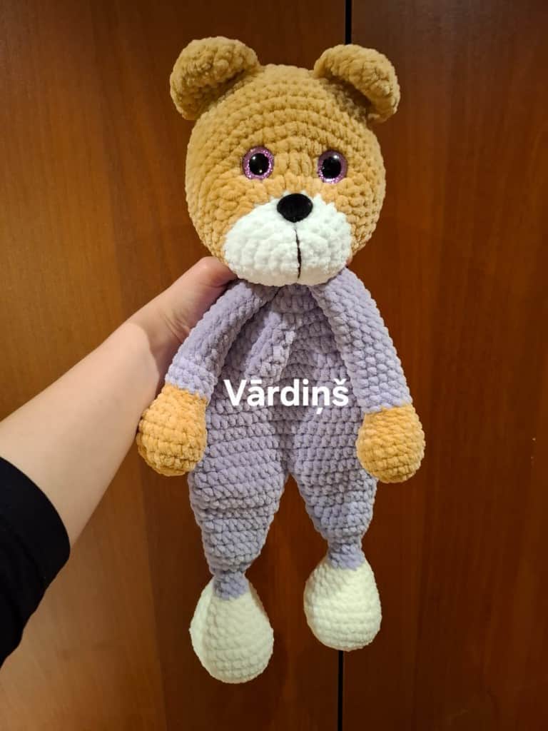 Lāčuks ar vārdiņu 