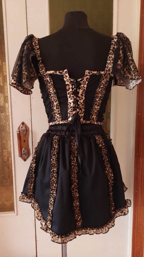 Korseštipa augšiņa + svārki / upcycle