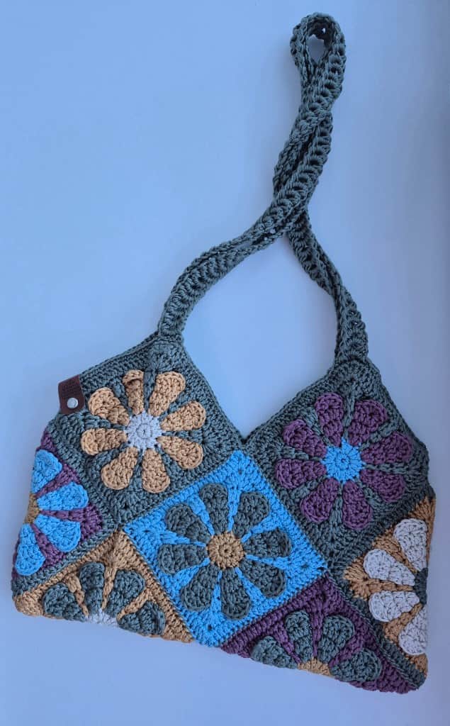 Tamborēta retro ziedu somiņa 🌸