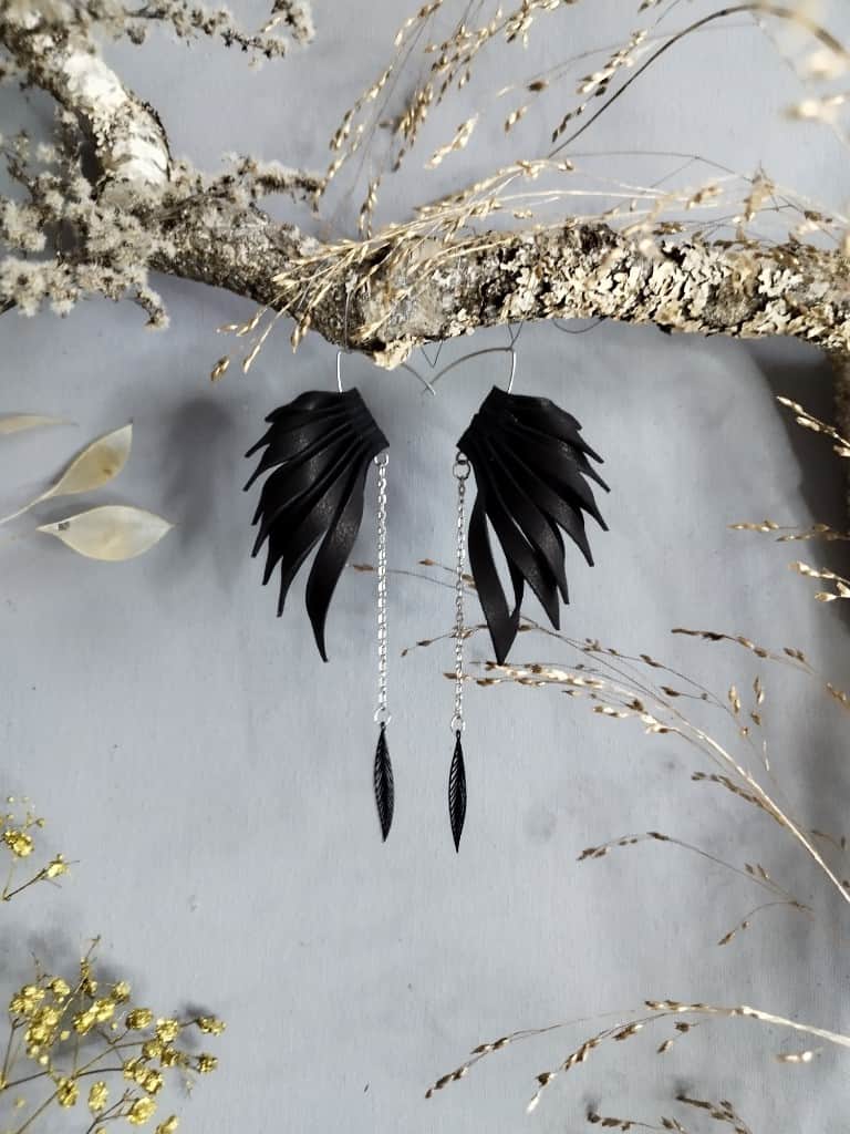 Ādas auskari "Valkīras spārni" ar ķēdēm, melni