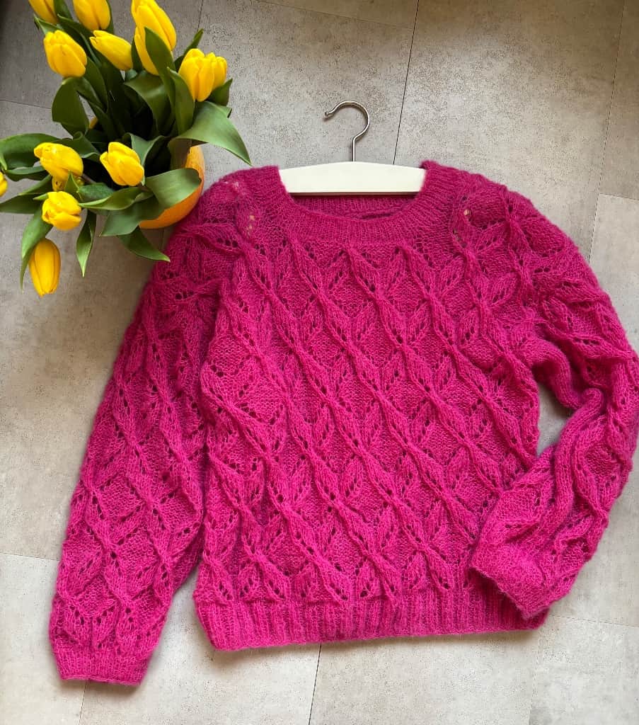 Sieviešu džemperis.