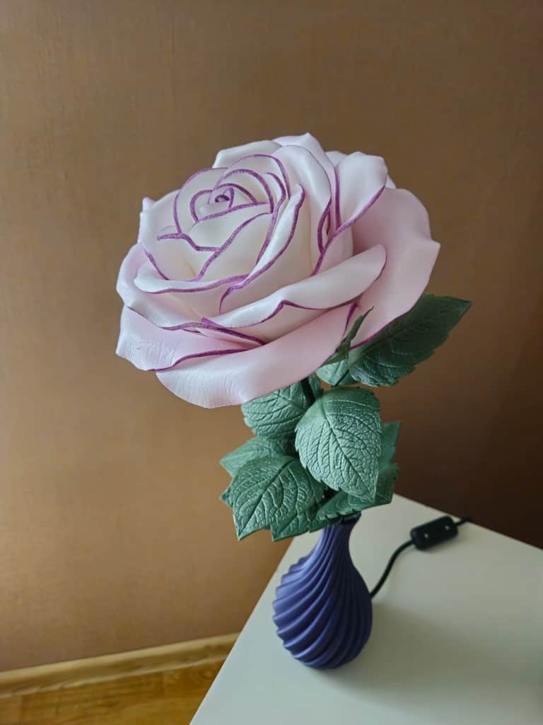 Naktslampiņa "ROZĪTE"