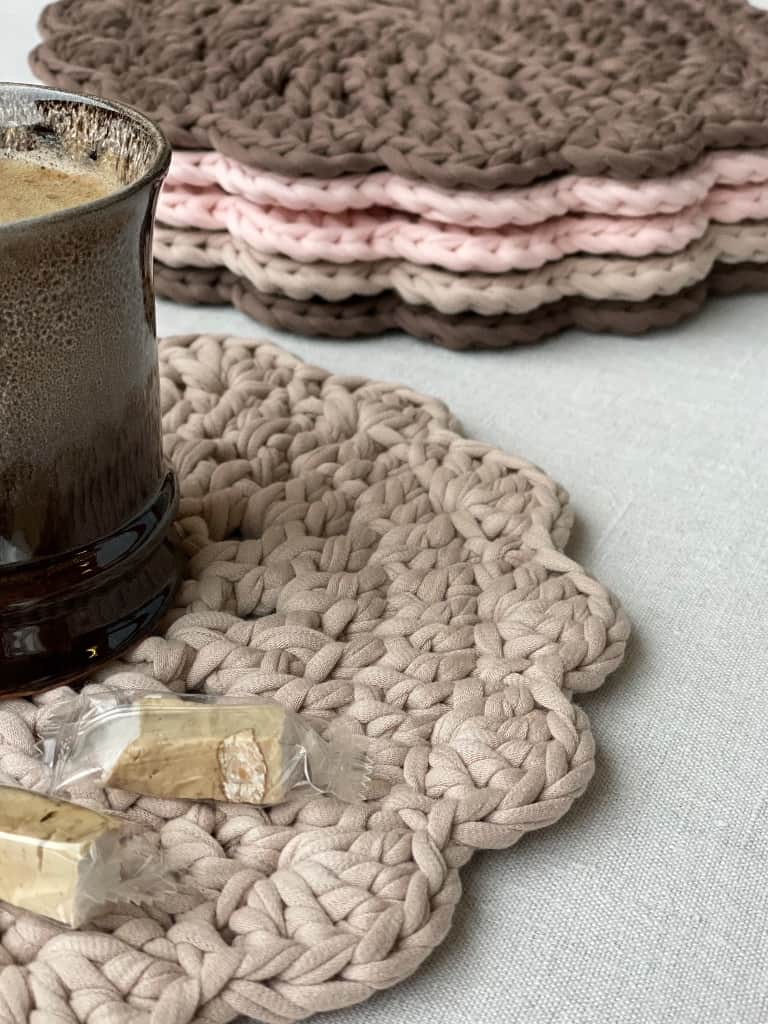 Komplekts no 6 galda paliktņiem 🌸