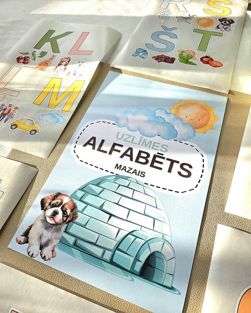 Līmpapīra uzlīmes "Alfabēts"