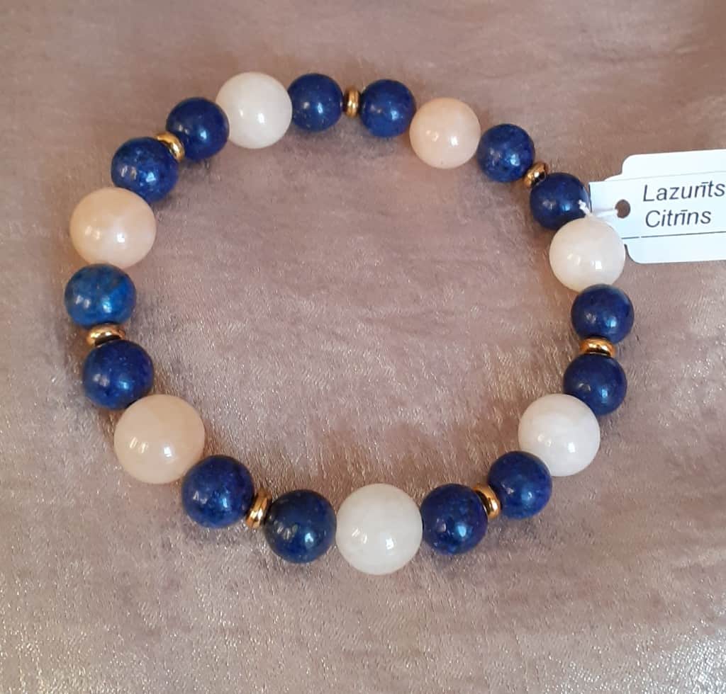 Elastīga dabīgo akmeņu rokassprādze