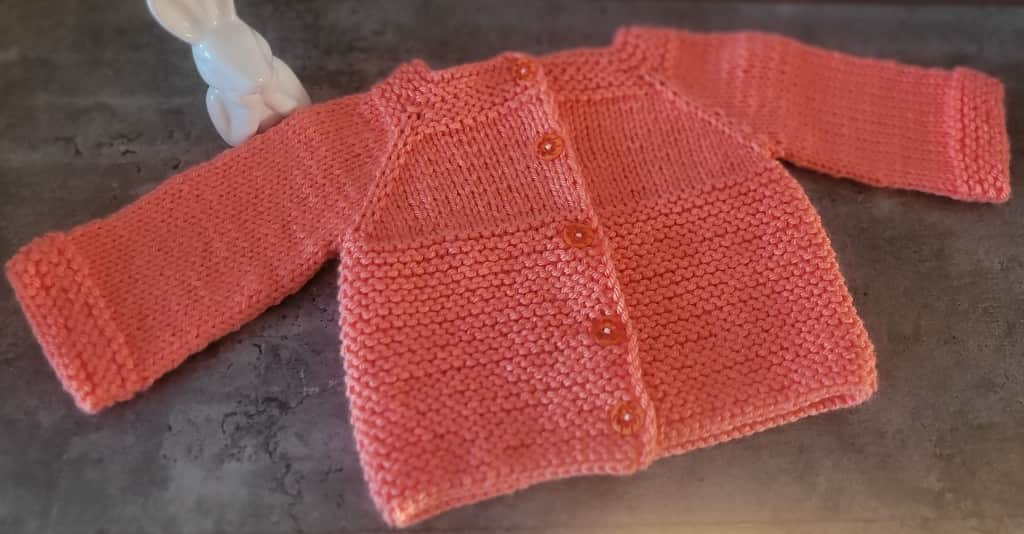 Bieza adījuma jaciņa.