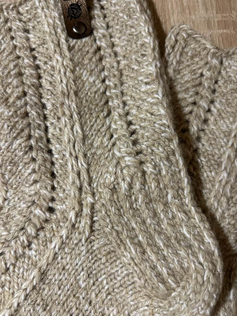 Adītas vilnas zeķes (dabīgā tonī)