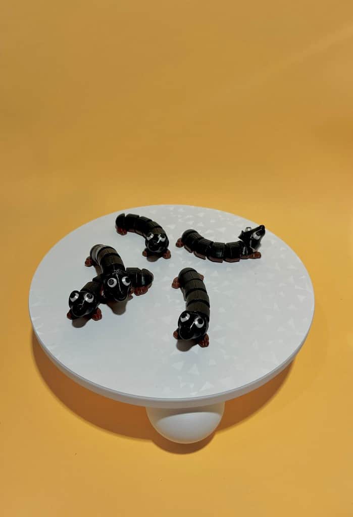 Kustīgie kabatas draudziņi "Jolly Jigglers"