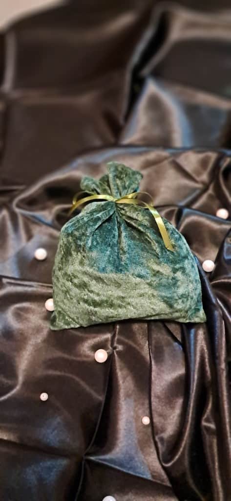 Lina vai samta dāvanu maisiņi