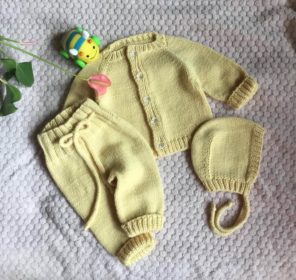 Adīts komplektiņš mazulim