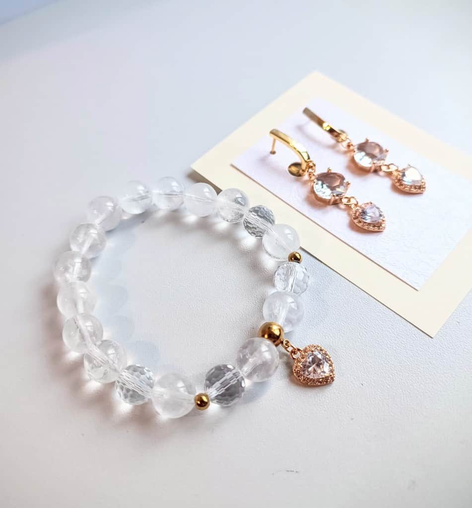 Komplekts auskari un aproce Sirsniņa uc