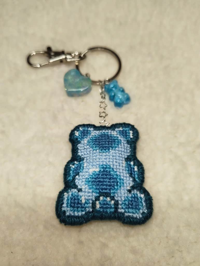 "Gummy Bear" atslēgu piekariņš.
