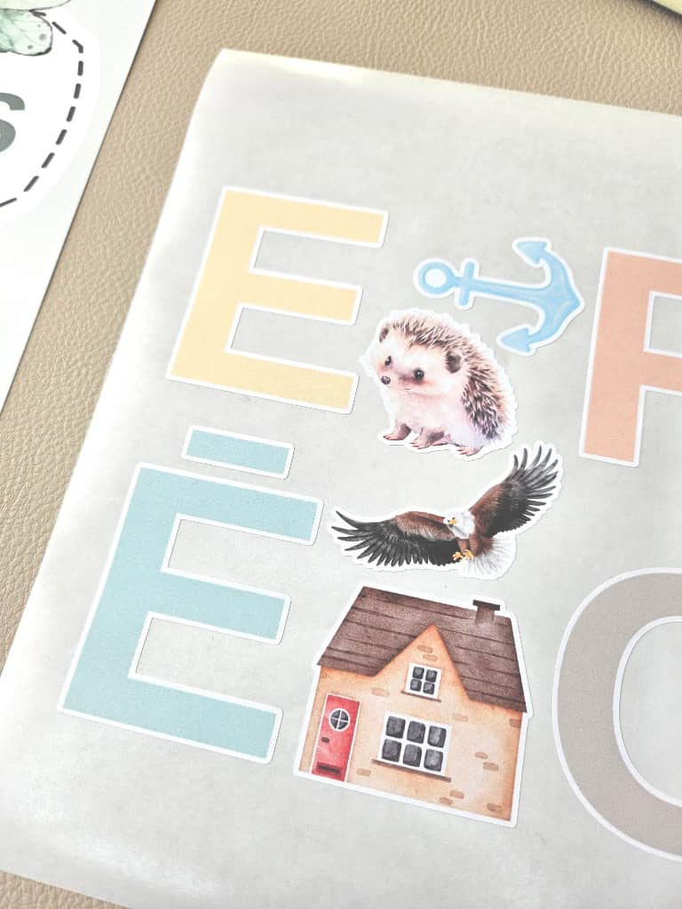 Līmpapīra uzlīmes "Alfabēts Pastelītis"