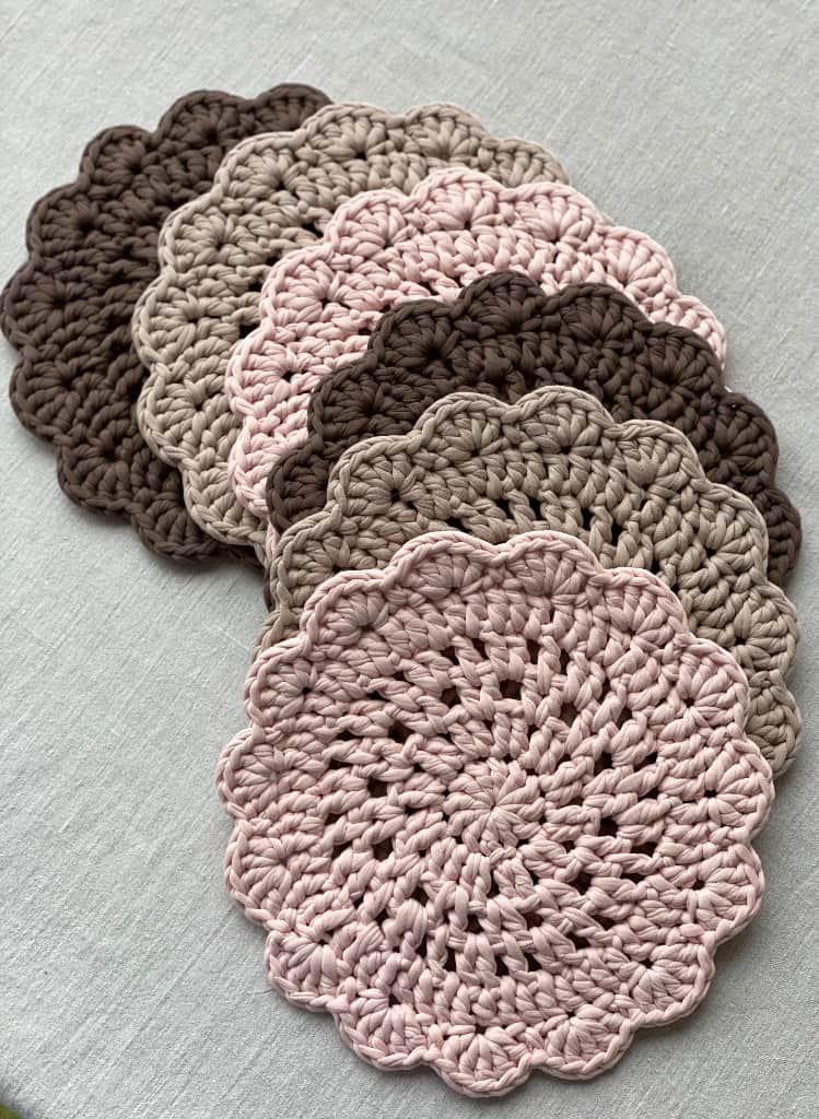 Komplekts no 6 galda paliktņiem 🌸