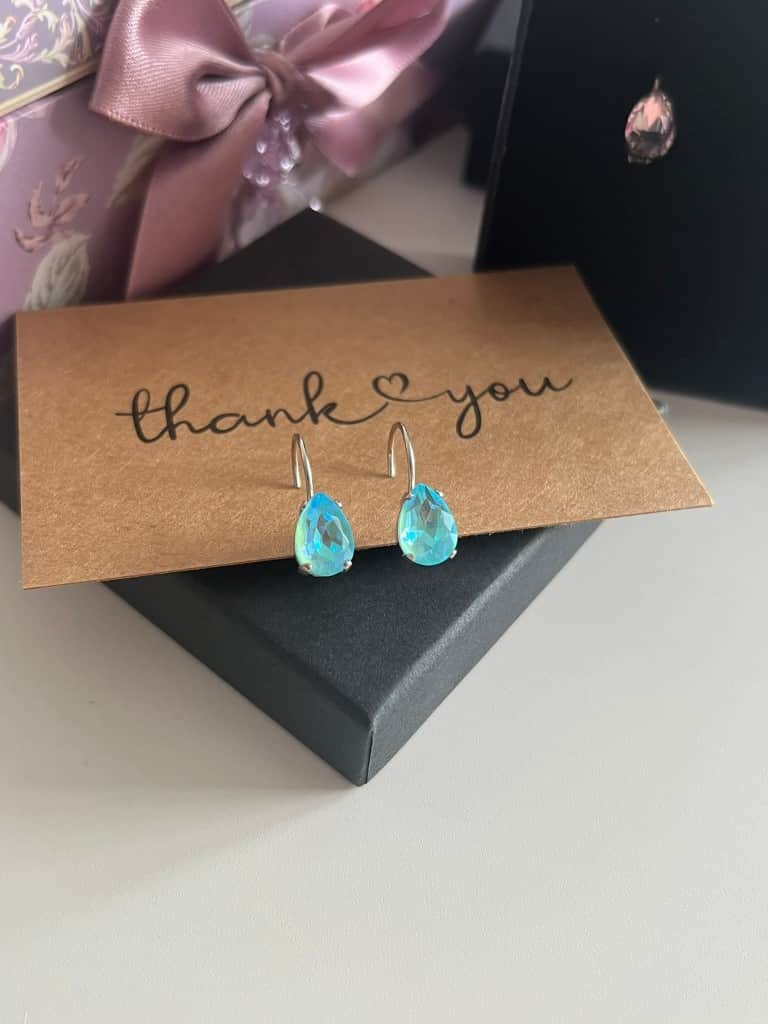 Preciosa kristālu lāsīšu auskariņi