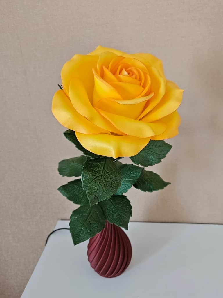 Naktslampiņa "ROZĪTE"