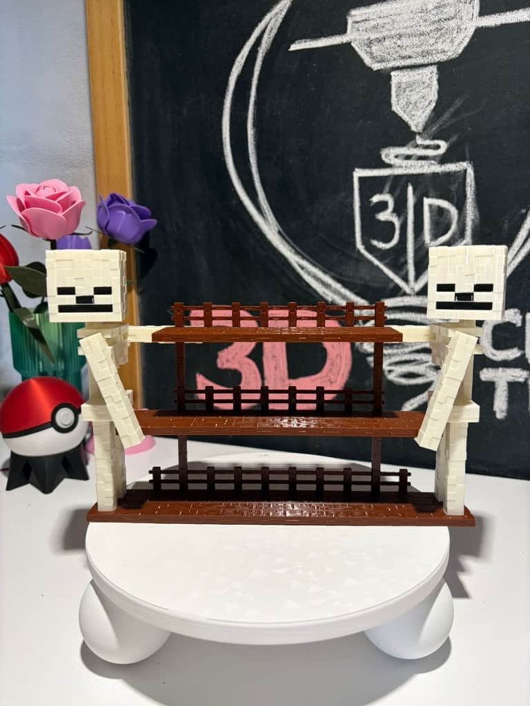 Statīvs Minecraft Kinder Joy figūriņām