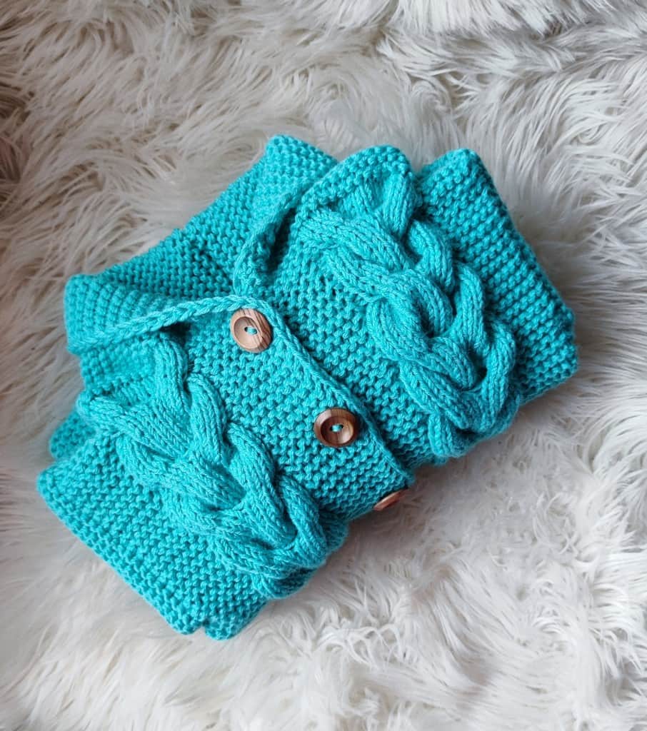 Mīļš adīts kombinezoniņš mazulim