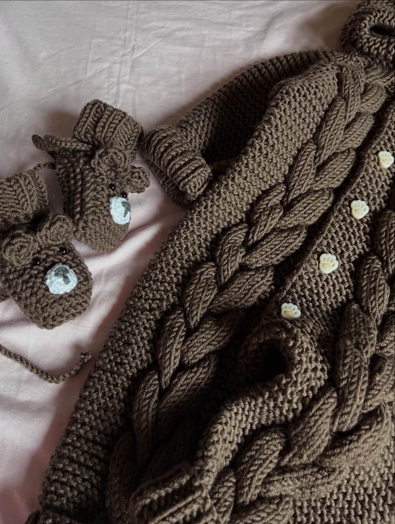 Mazuļu kombinezons ar pīnīti + lācīšzābaciņi