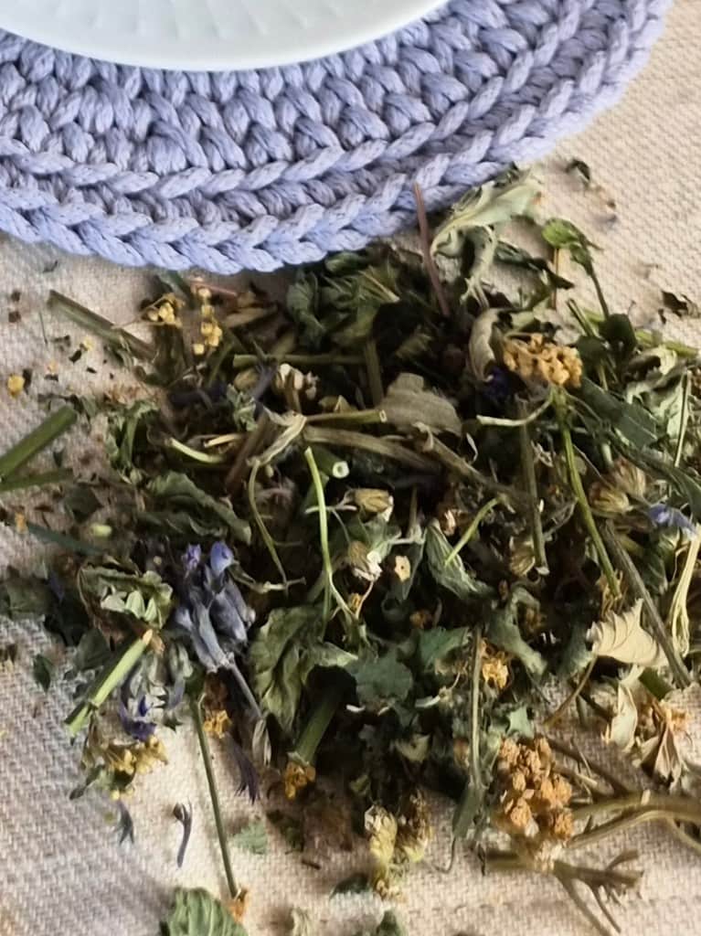 Lauku zāļu tēja ar kliņģerītēm - VESELĪGS SPĒKS! 50g