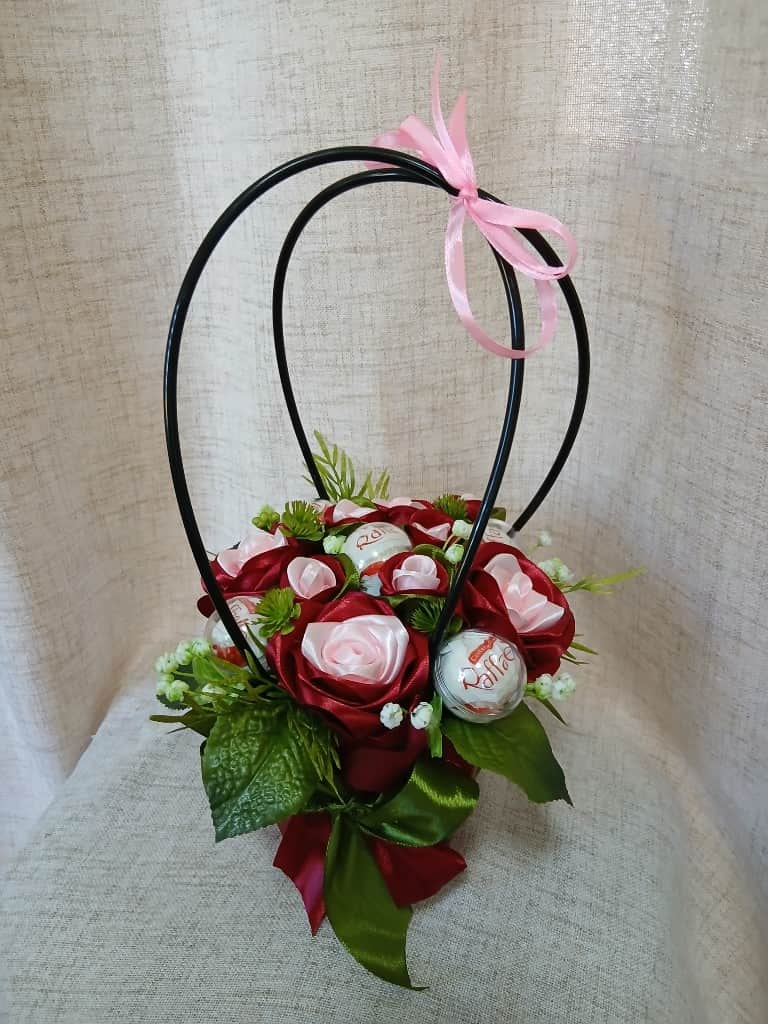 Ziedu, konfekšu kompozīcija