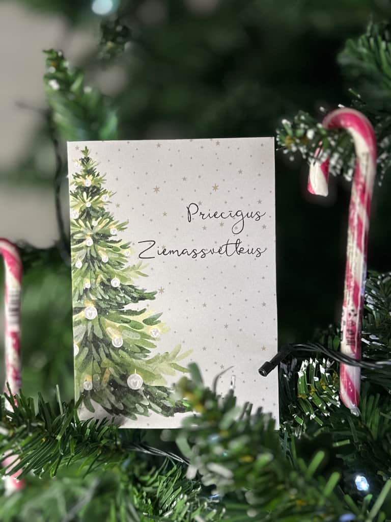 Ziemassvētku kartītes (atveramas)