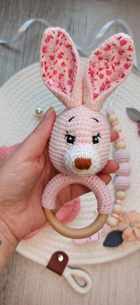 Dāvanu komplekts raudzībām.