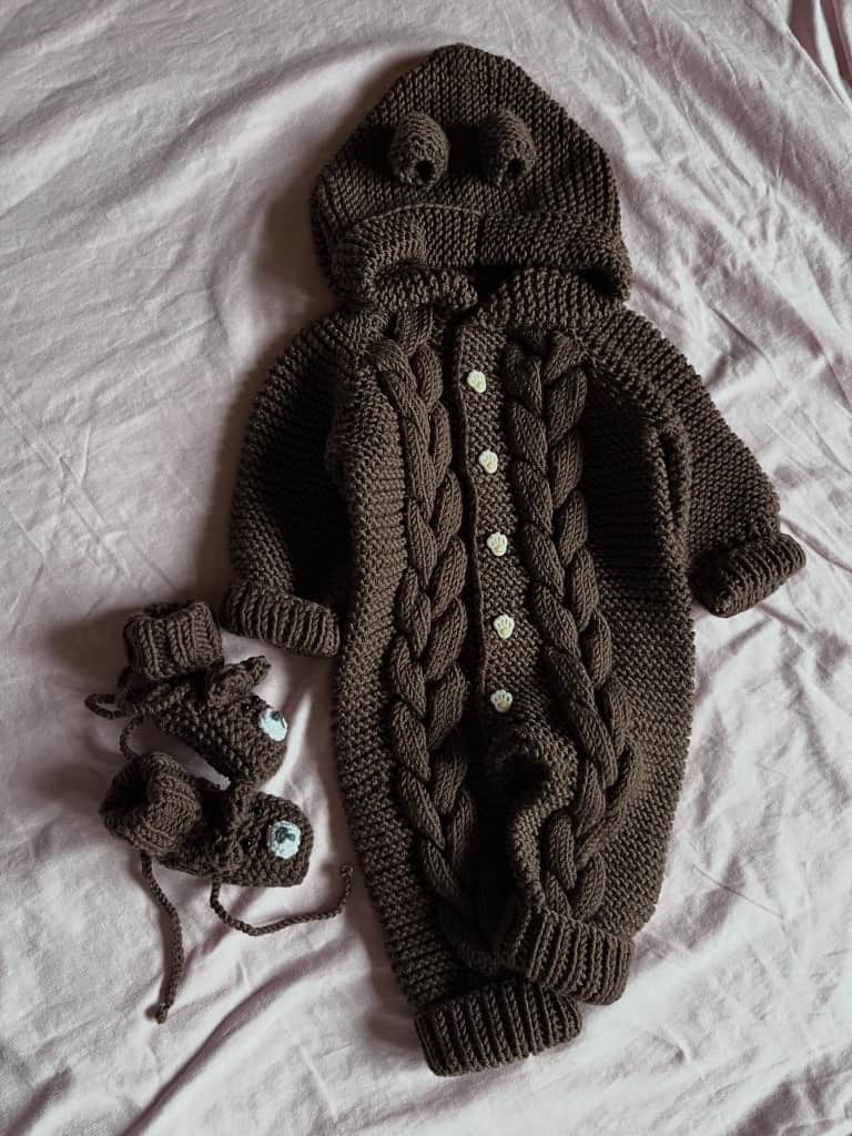 Mazuļu kombinezons ar pīnīti + lācīšzābaciņi