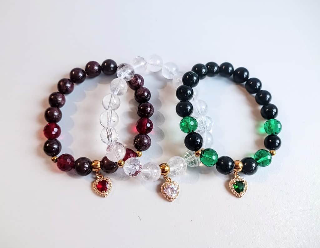 Komplekts auskari un aproce Sirsniņa uc