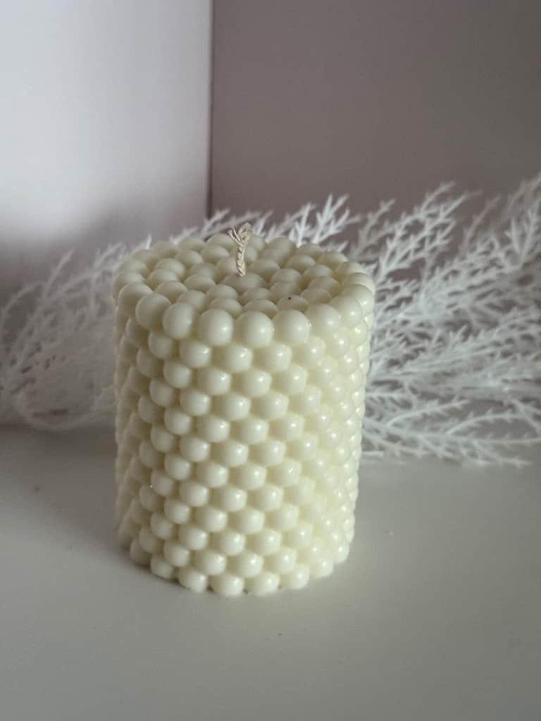 Pērļu svece