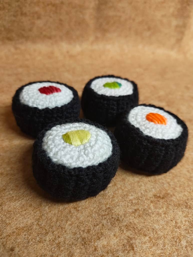 Kaķu rotaļlietu komplekts - Suši.