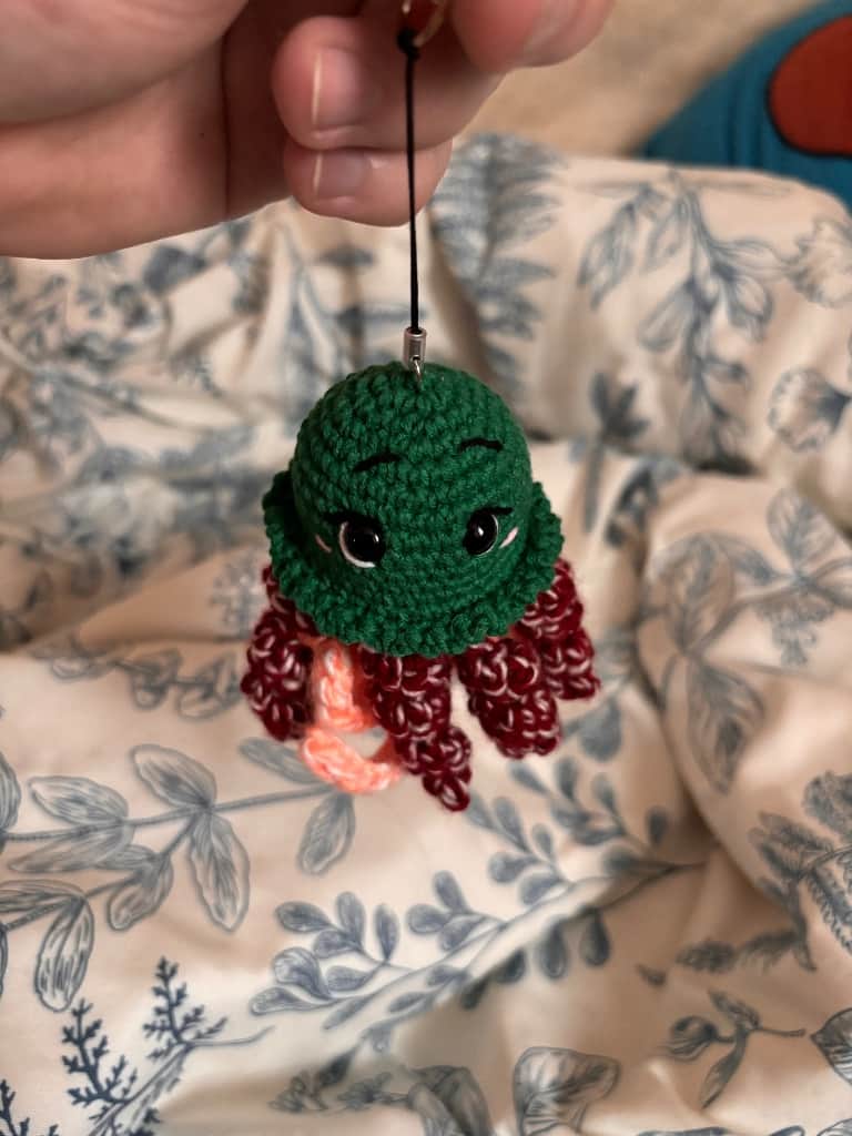 medūzas atslēgu piekariņš 