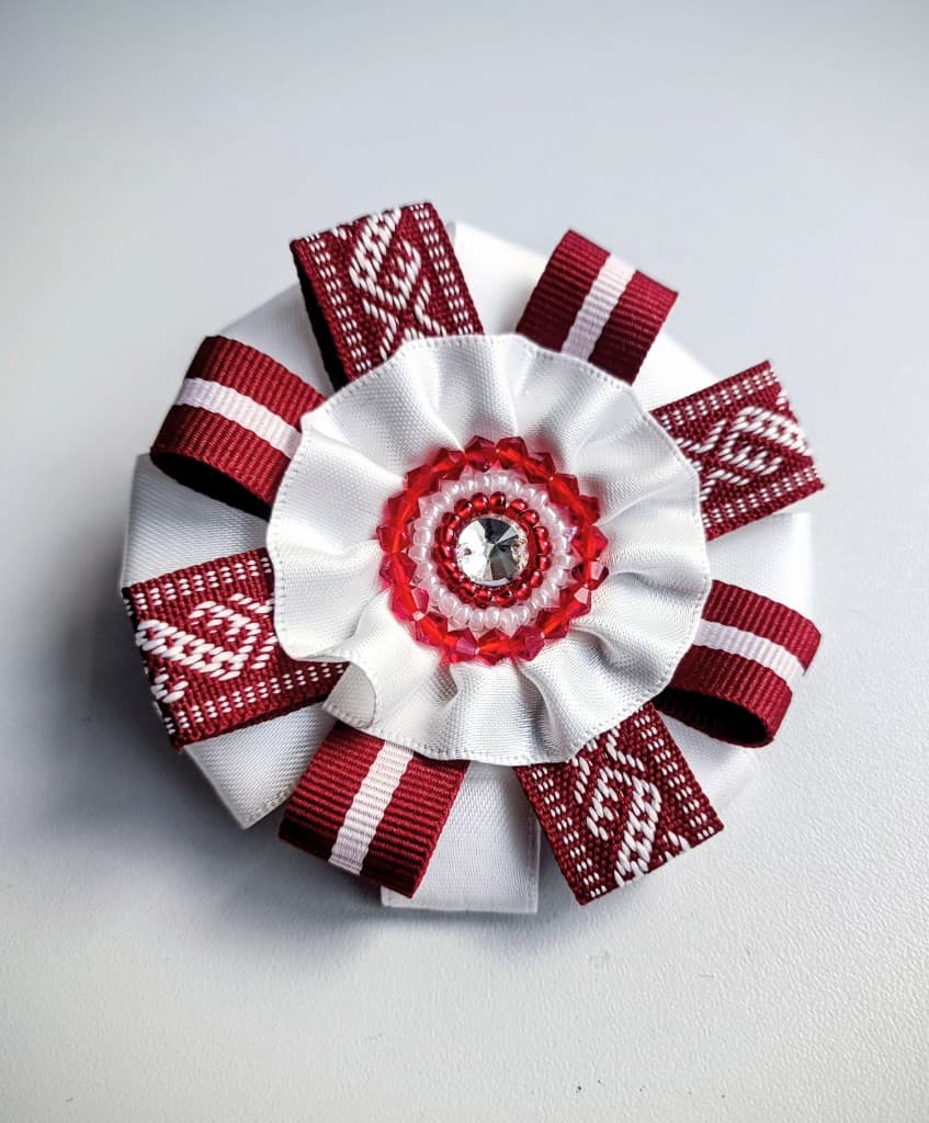 Zalktis II ar karogu