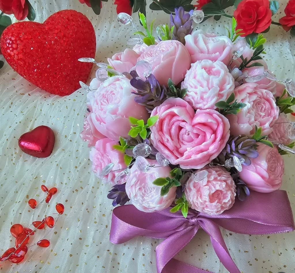 Sveces un mājas aromāti