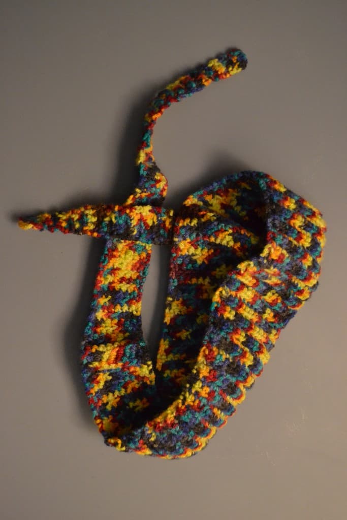 tamborēta mini šallīte